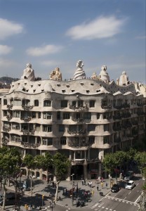 casa-mila-01